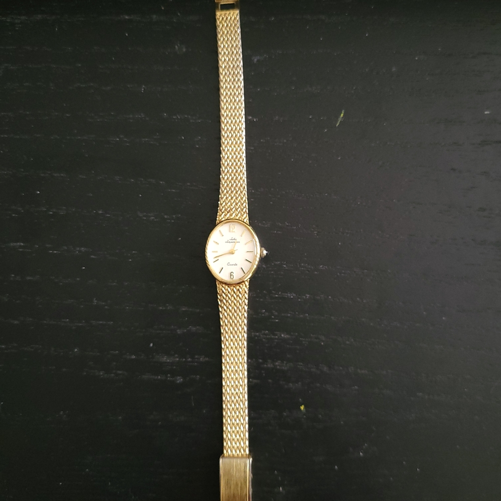 Elegant Gold Women's Watch 9"L